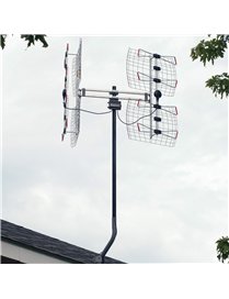 DB8E BOWTIE UHF ANT
